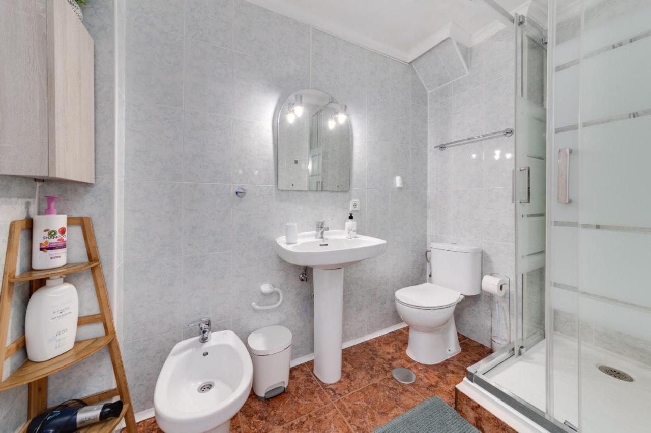 Comfortable Apartment With Wi-Fi Alicante Ngoại thất bức ảnh